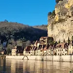 Panzió Les Chenes Rouges 4*