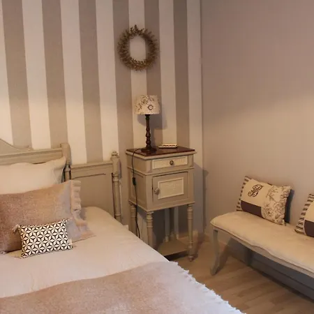 Bed & Breakfast Les Chenes Rouges