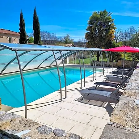 Les Chenes Rouges 4*